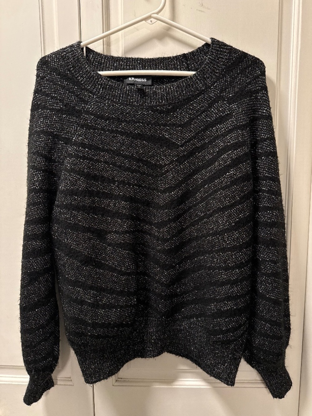 Express Black Metallic Chevron Knit Sweater Women’s S Sparkle Pullover